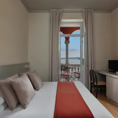 Milano Hotell 4*